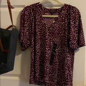 T shirt blouses banana republic red dot